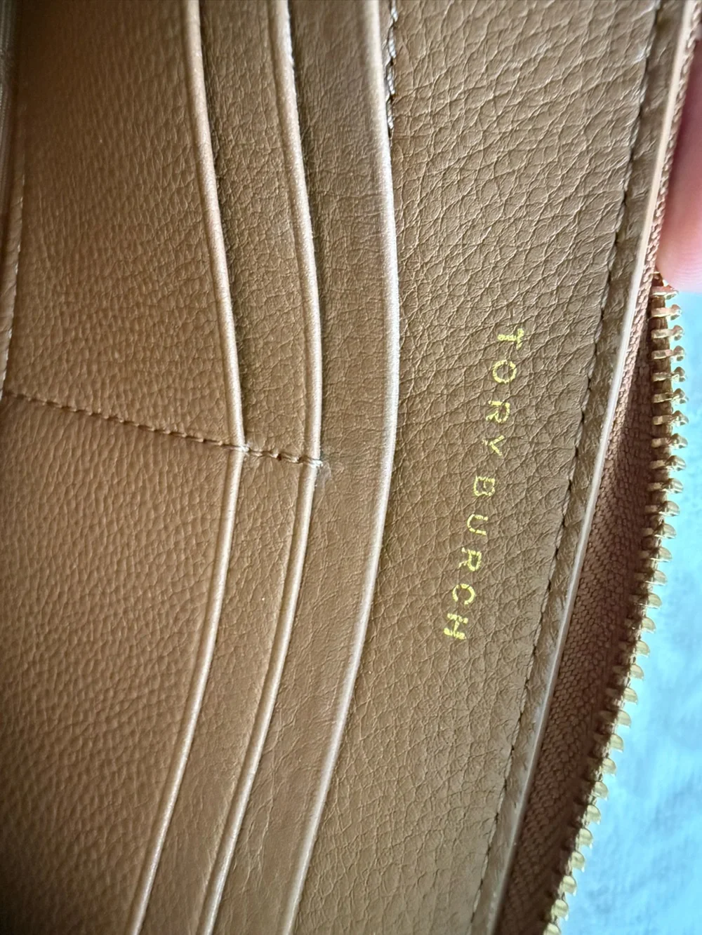 Tory Burch Britten Tan Leather Zip Continental Wallet   with Gold Logo
